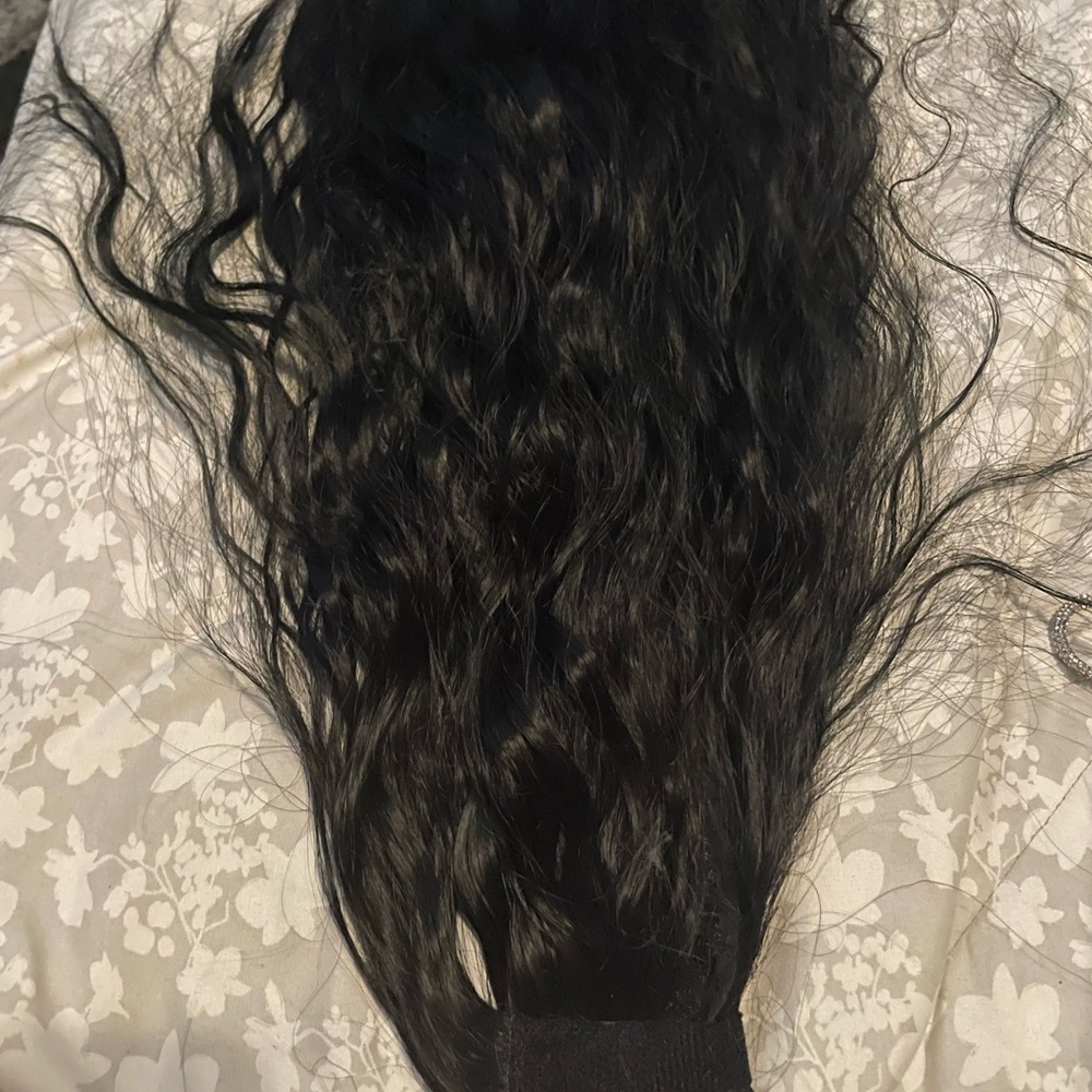 Black ponytail 24 inches